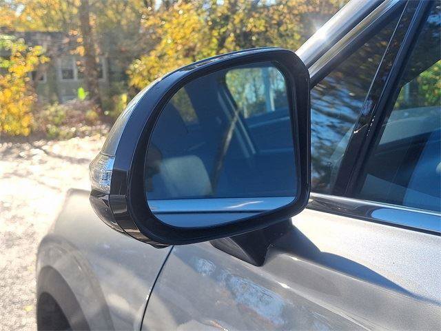 Used 2023 Hyundai Santa Fe SEL image 9