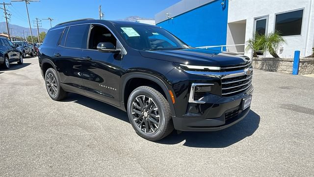 New 2026 Chevrolet Traverse LT w/ Sun and Wheel Package FWD image 34