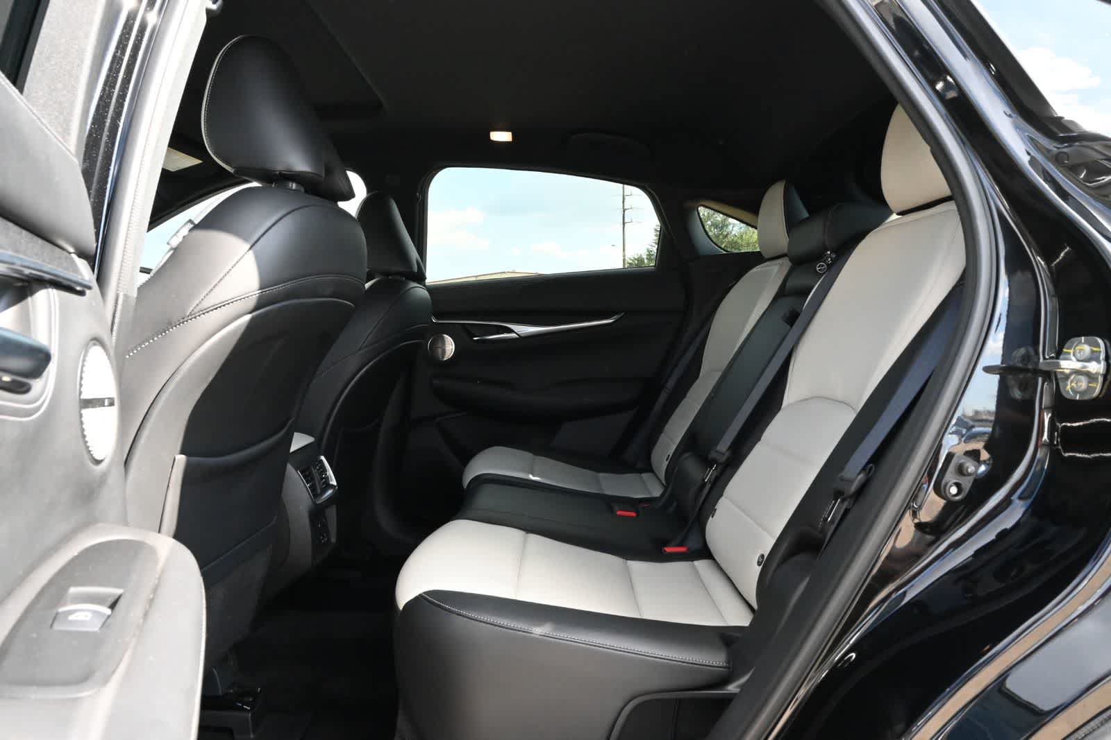Certified 2023 INFINITI QX55 Sensory w/ Lighting Package AWD/4WD image 17