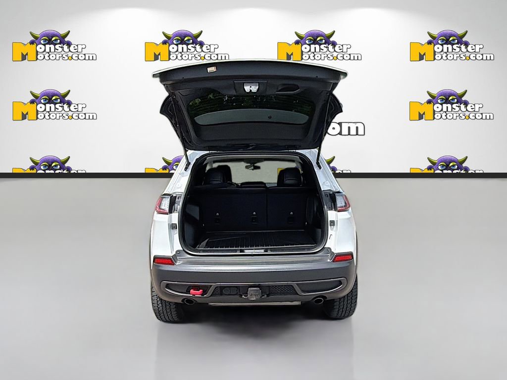 Used 2020 Jeep Cherokee Trailhawk w/ Cold Weather Group AWD/4WD image 29