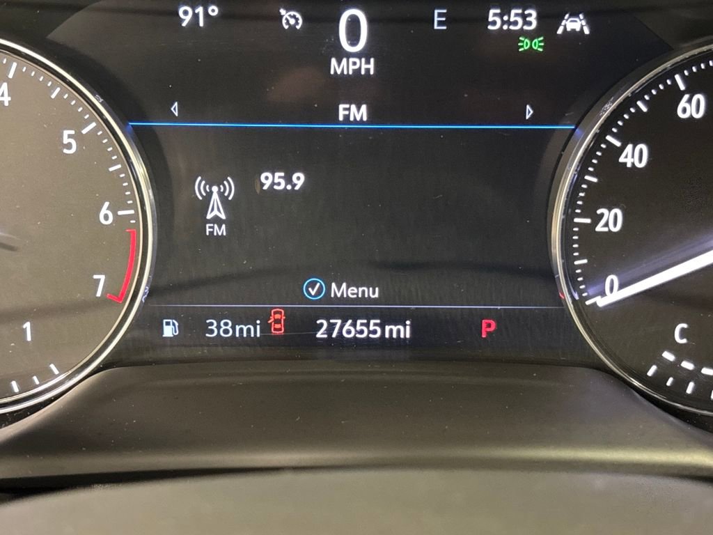 Used 2023 Buick Envision Essence image 37