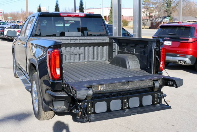 New 2026 GMC Sierra 1500 Denali w/ Technology Package image 7