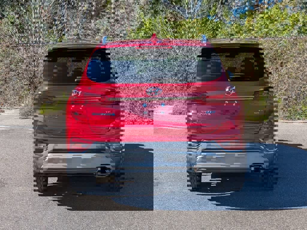 Used 2020 Hyundai Santa Fe Limited image 4