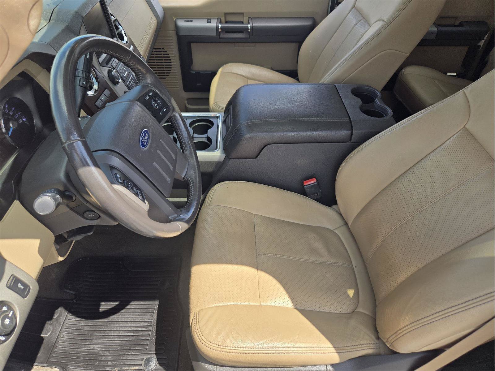 Used 2014 Ford F250 Lariat w/ Lariat Ultimate Package AWD/4WD image 13