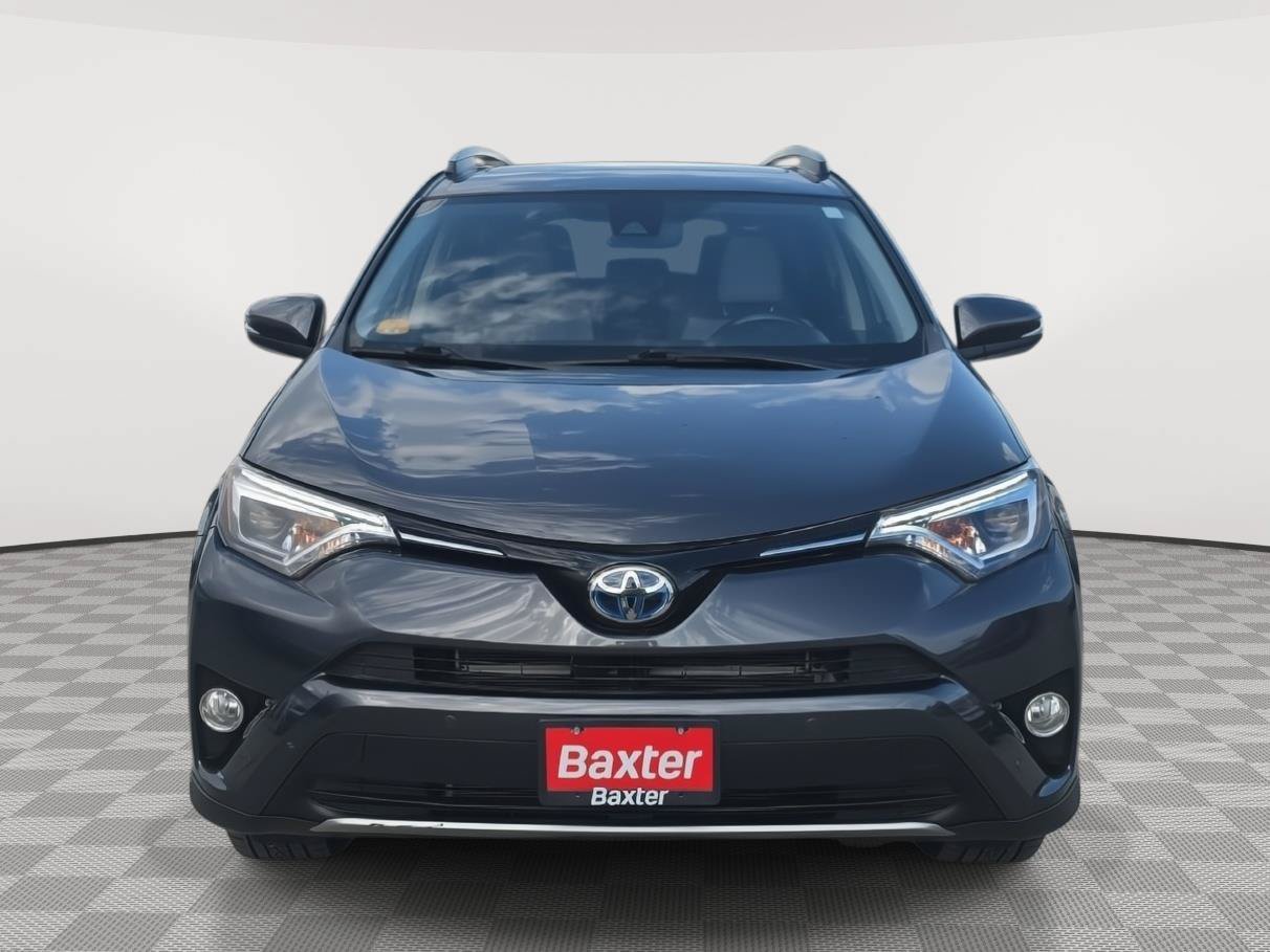 Used 2018 Toyota RAV4 Limited AWD/4WD image 3