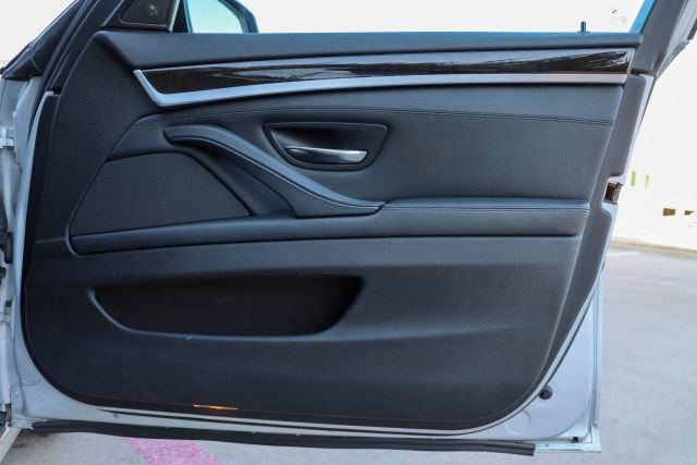 Used 2011 BMW 535i 535i image 10