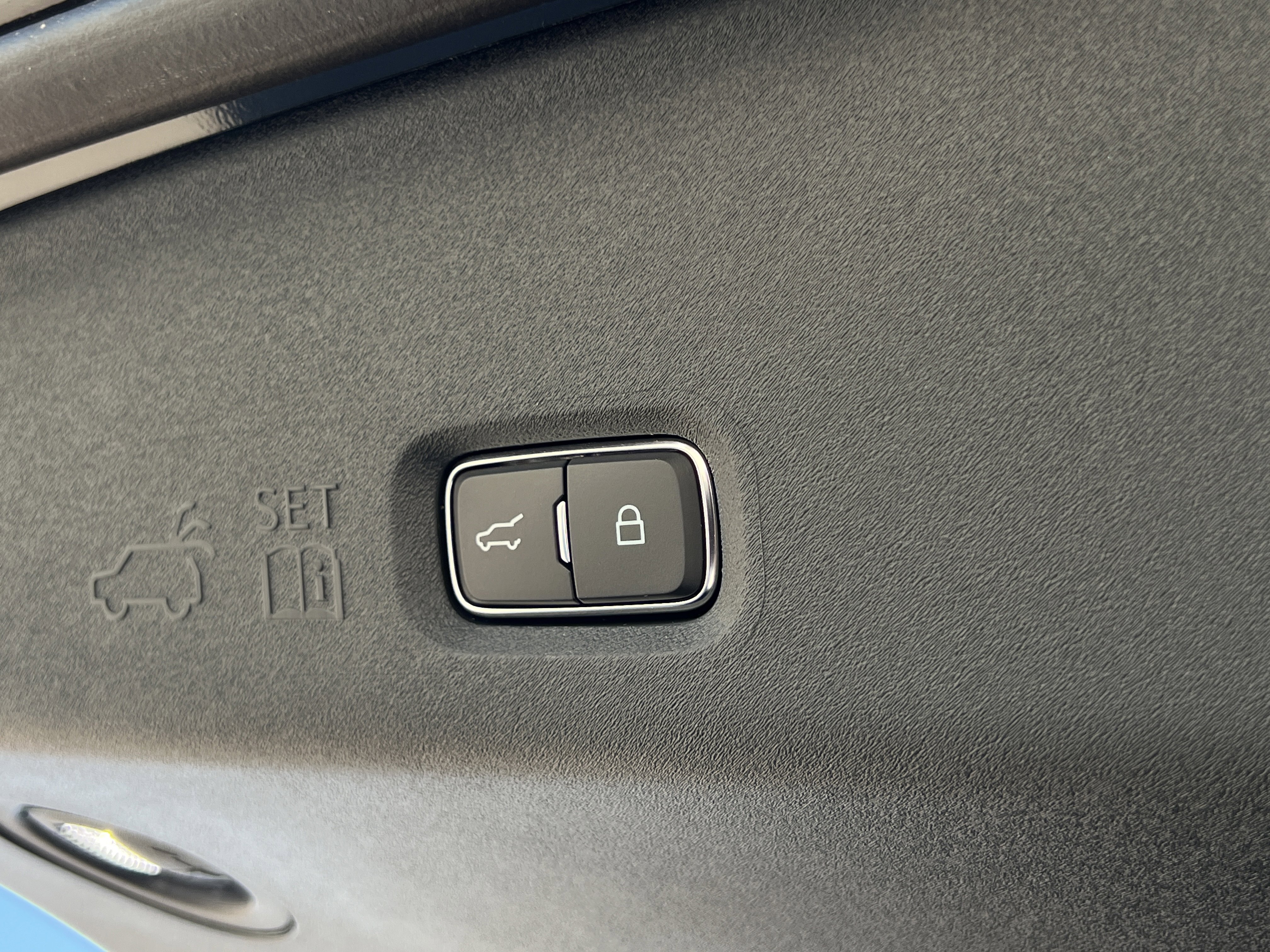 New 2025 Lincoln Navigator L Reserve w/ Jet Appearance Package image 38