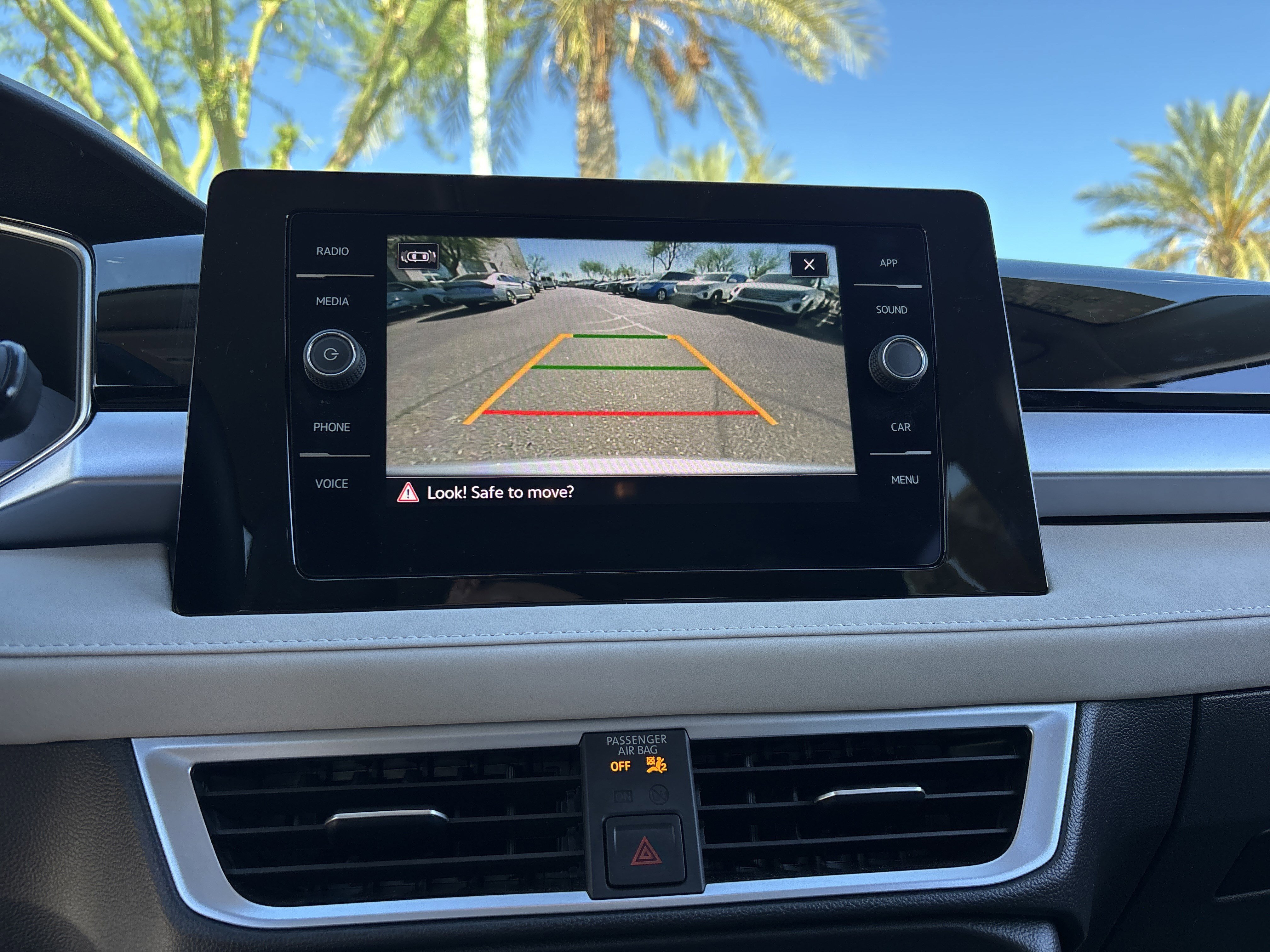 Used 2025 Volkswagen Taos SE image 22