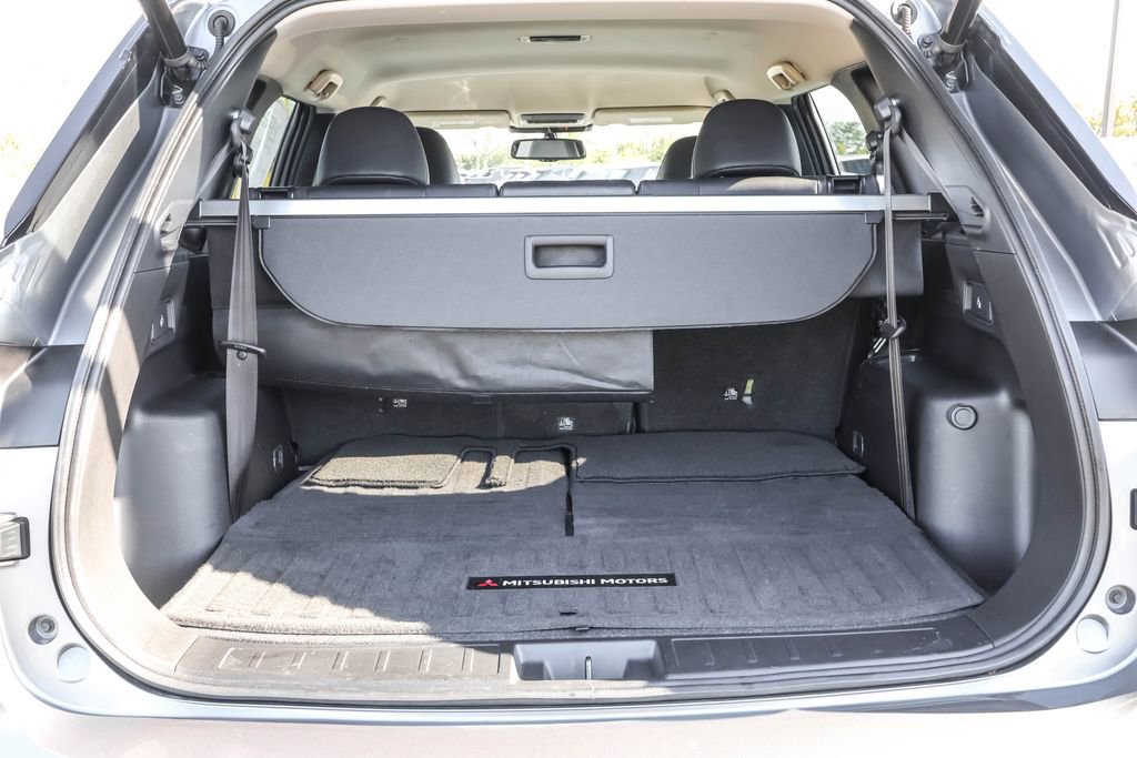 Used 2022 Mitsubishi Outlander SEL image 28