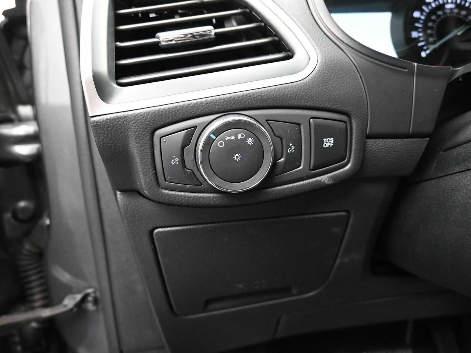 Used 2023 Ford Edge SEL AWD/4WD image 10