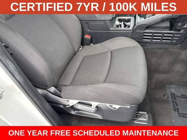 Used 2025 Toyota 4Runner SR5 AWD/4WD image 10