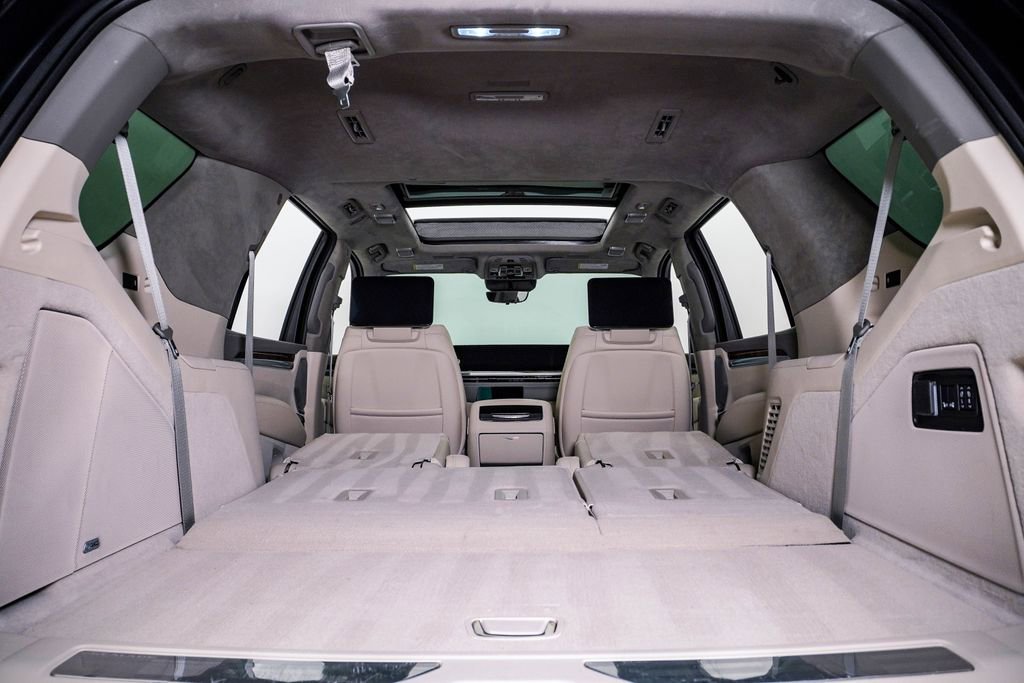 Used 2025 Cadillac Escalade Sport Platinum image 33