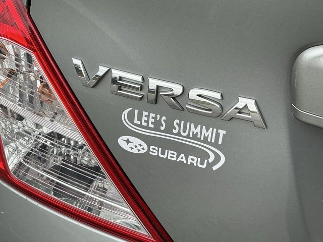 Used 2012 Nissan Versa SV image 5