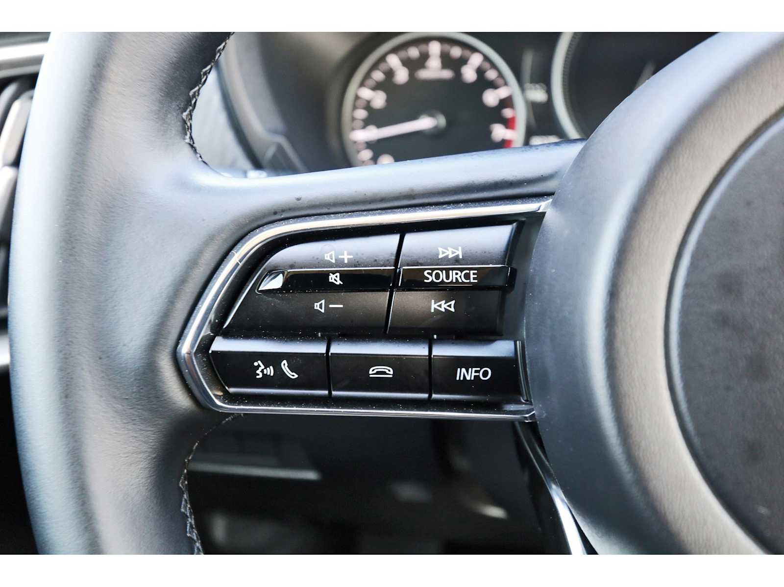 Used 2025 MAZDA CX-90 3.3 Turbo w/ Select Package image 16