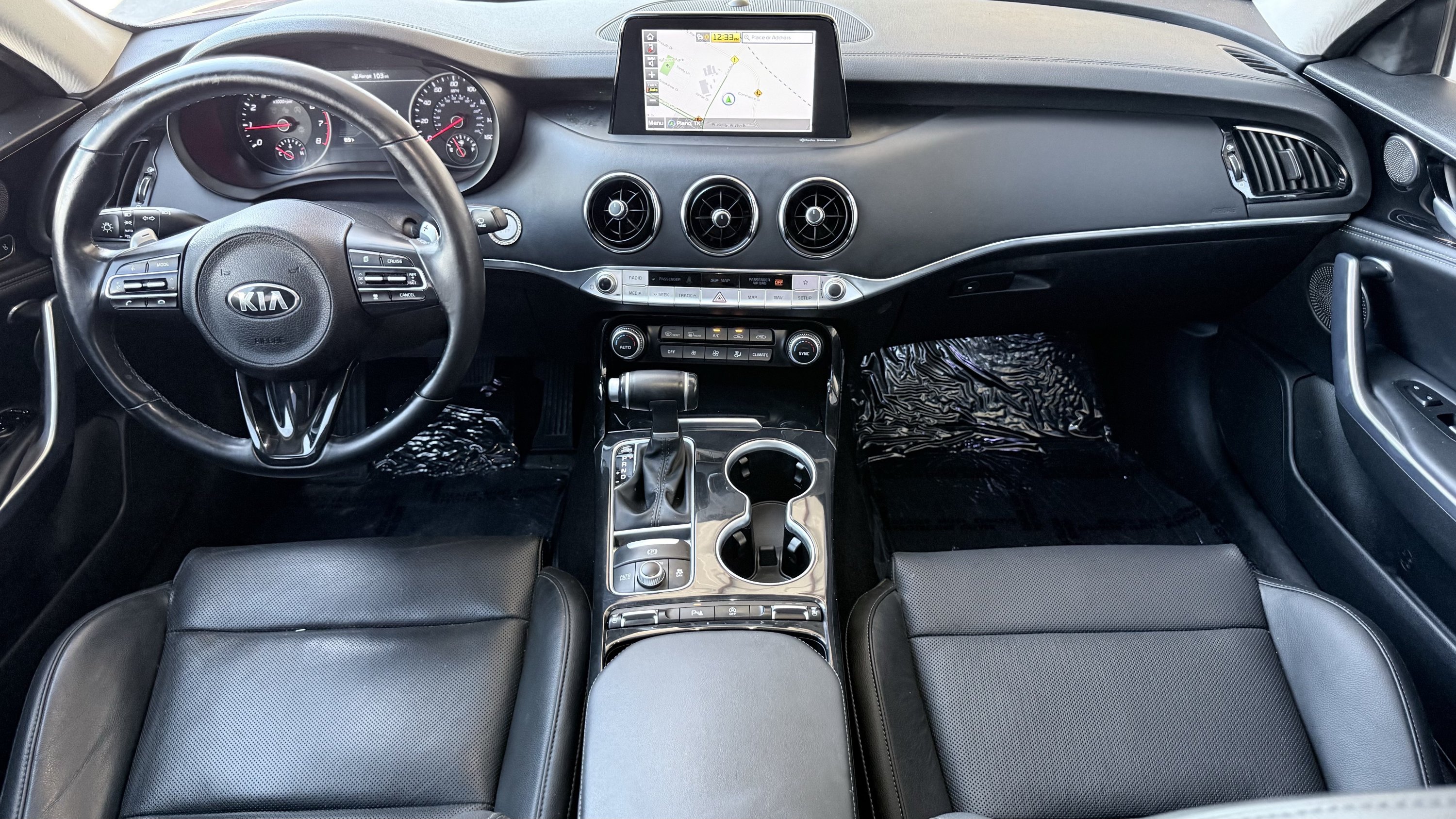 Used 2019 Kia Stinger Premium RWD image 4
