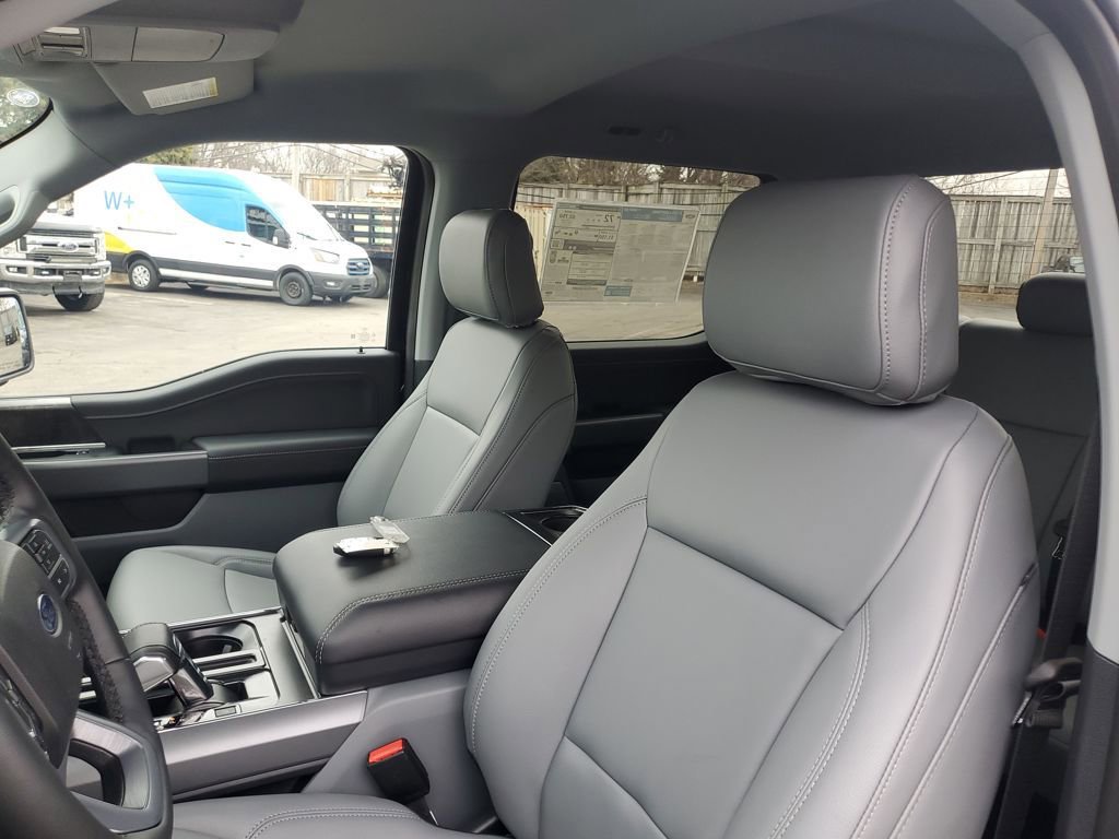 New 2025 Ford F150 Lightning Flash image 22