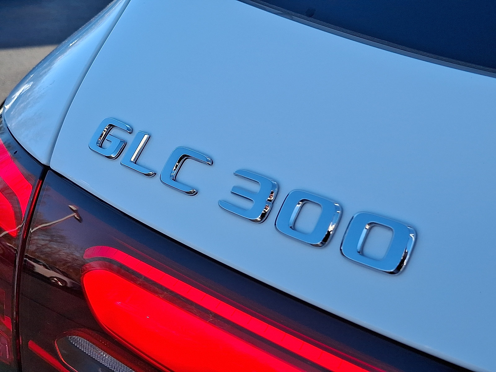Used 2026 Mercedes-Benz GLC 300 4MATIC image 23