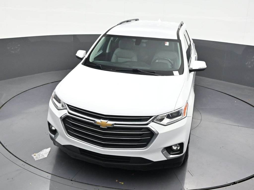 Used 2021 Chevrolet Traverse LT image 24