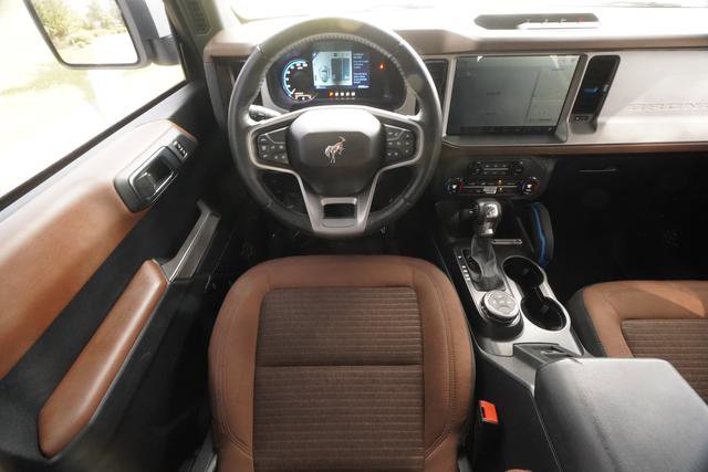 Used 2023 Ford Bronco Outer Banks AWD/4WD image 13