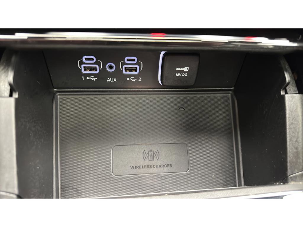 Used 2023 Jeep Grand Cherokee Overland w/ Luxury Tech Group IV AWD/4WD image 25