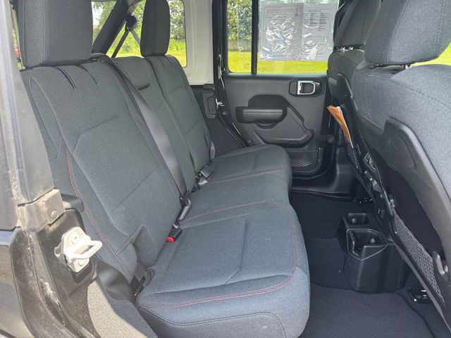 Certified 2026 Jeep Wrangler Unlimited Rubicon AWD/4WD image 16