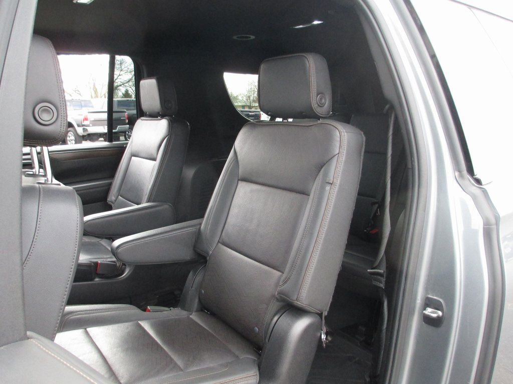 Used 2022 Chevrolet Suburban High Country w/ LPO, Illumination Package image 18