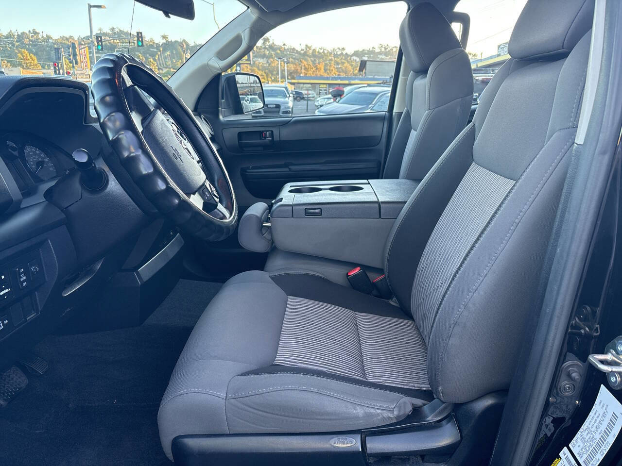 Used 2017 Toyota Tundra SR image 13