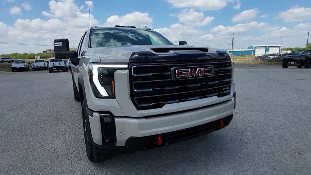 New 2026 GMC Sierra 2500 AT4 w/ AT4 Premium Plus Package image 2