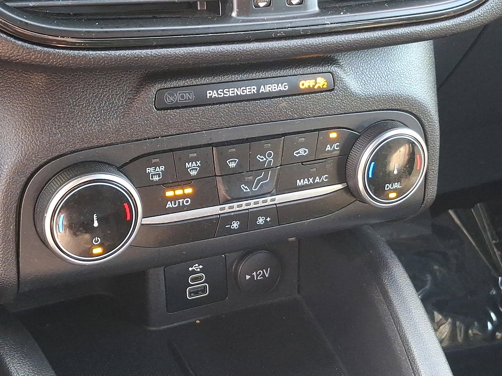 Used 2025 Ford Escape ST-Line w/ Equipment Group 301A FWD image 15