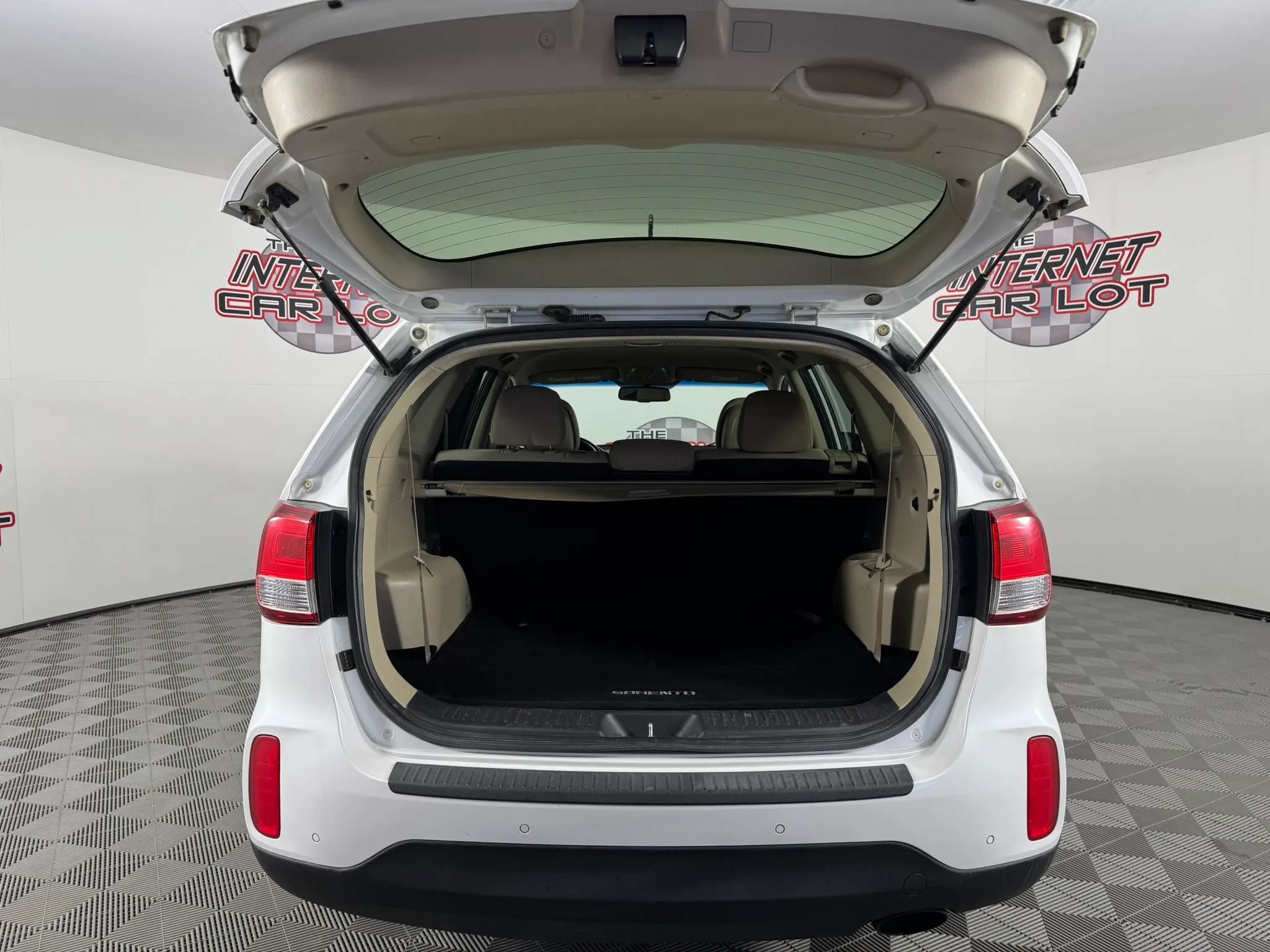 Used 2015 Kia Sorento LX FWD image 25