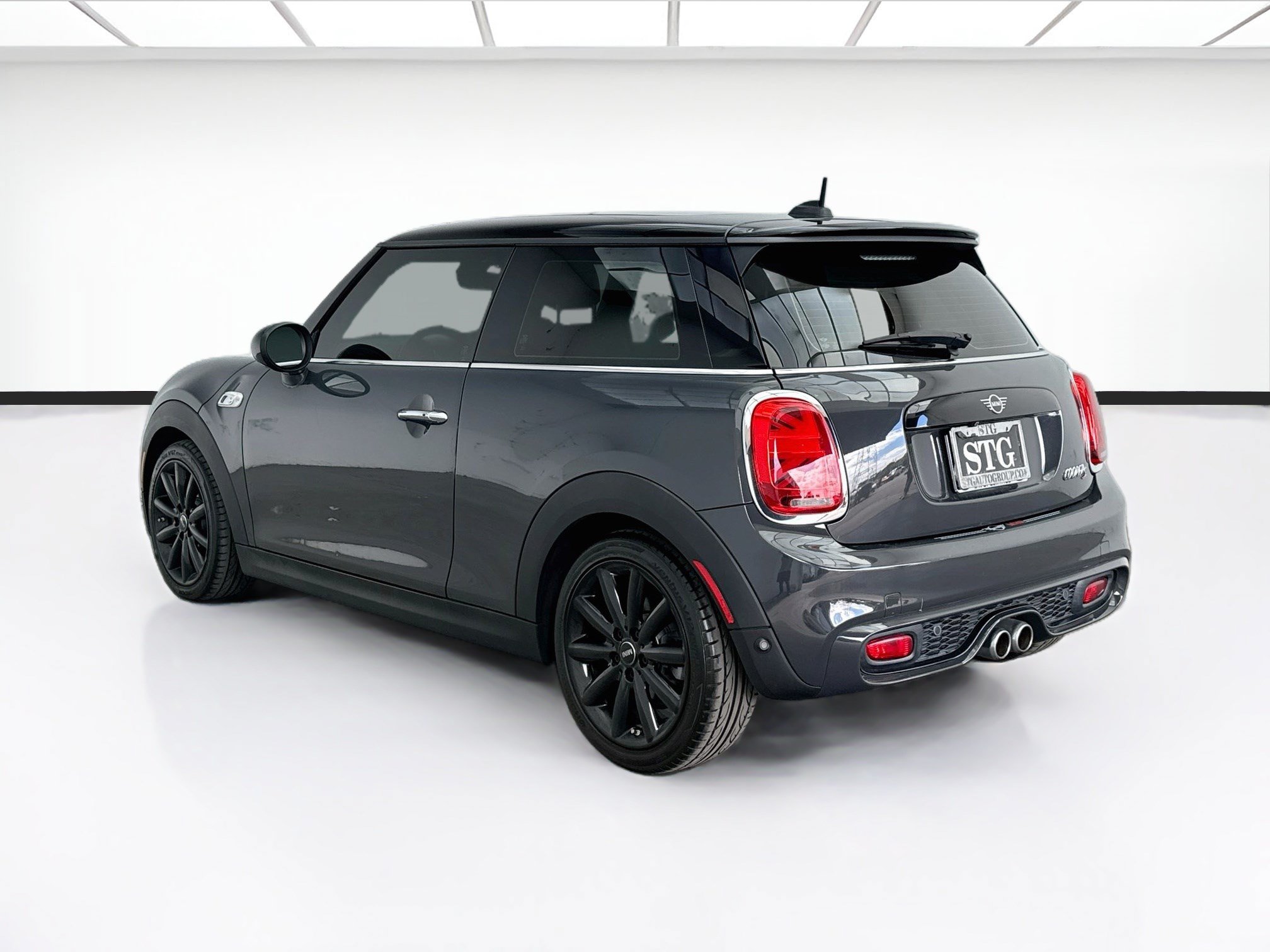 Used 2019 MINI Cooper S FWD image 6