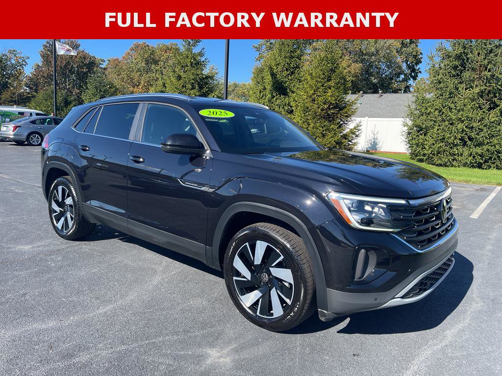 Used 2025 Volkswagen Atlas Cross Sport SE image 5