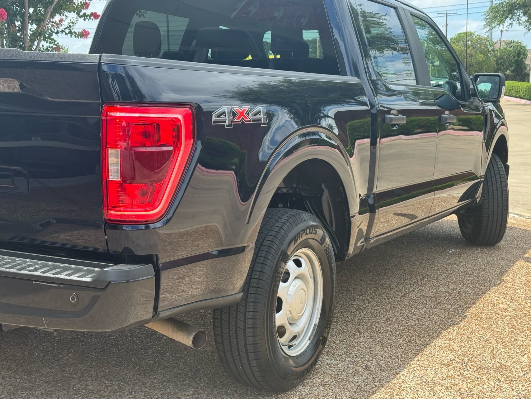 Used 2021 Ford F150 XL w/ Equipment Group 101A High AWD/4WD image 4