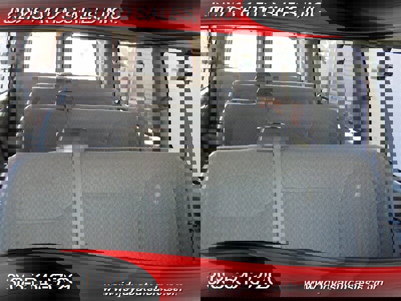 Used 2017 Chevrolet Express 3500 LT w/ LT Preferred Equipment Group image 21