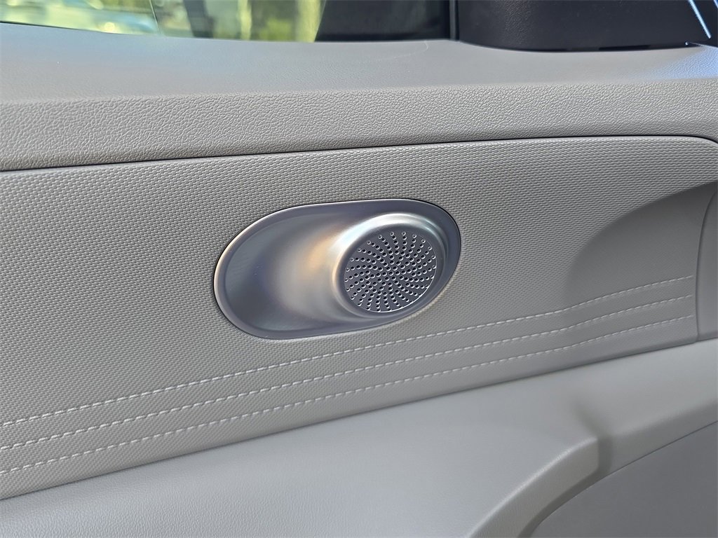 Used 2023 Hyundai Elantra SEL image 17