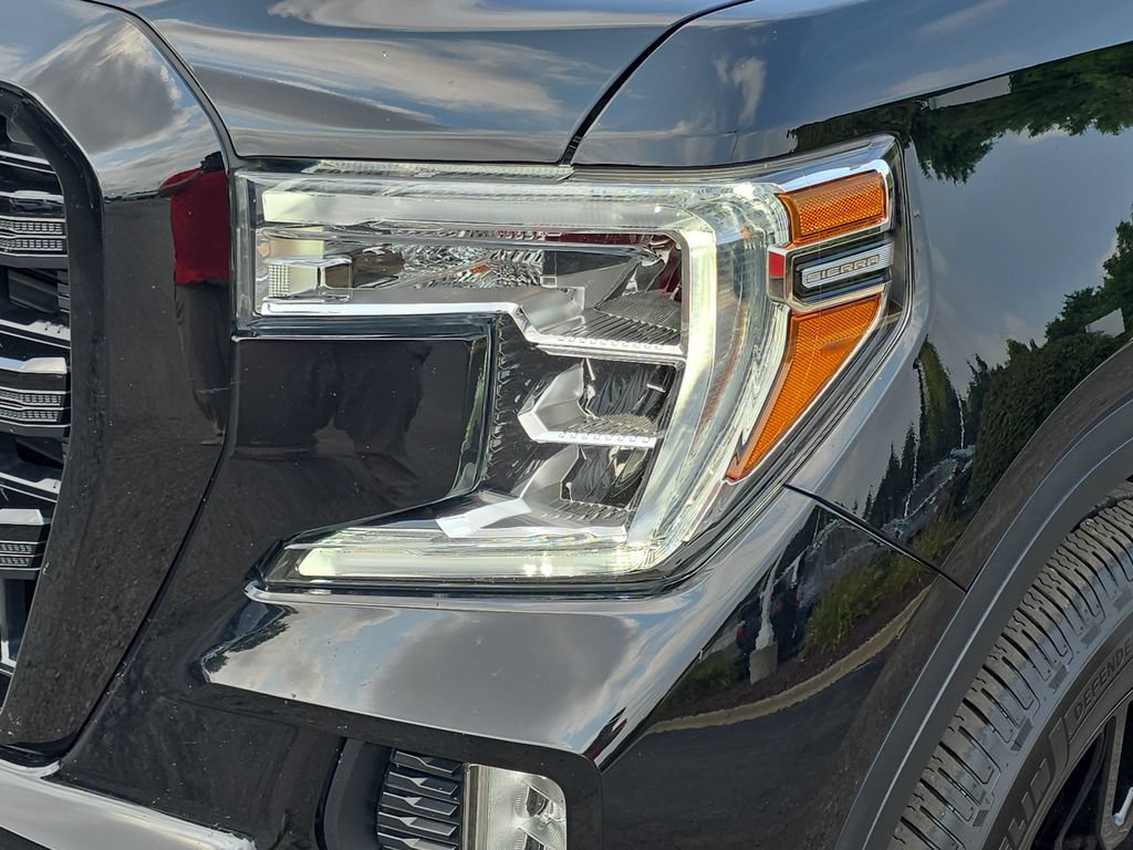 Certified 2021 GMC Sierra 1500 Elevation w/ LPO, Elevation Black Package AWD/4WD image 32