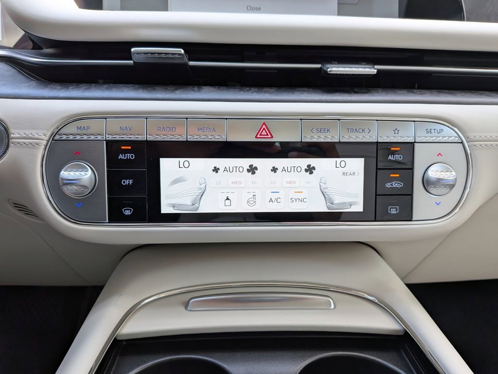 New 2026 Genesis G90 3.5T image 23