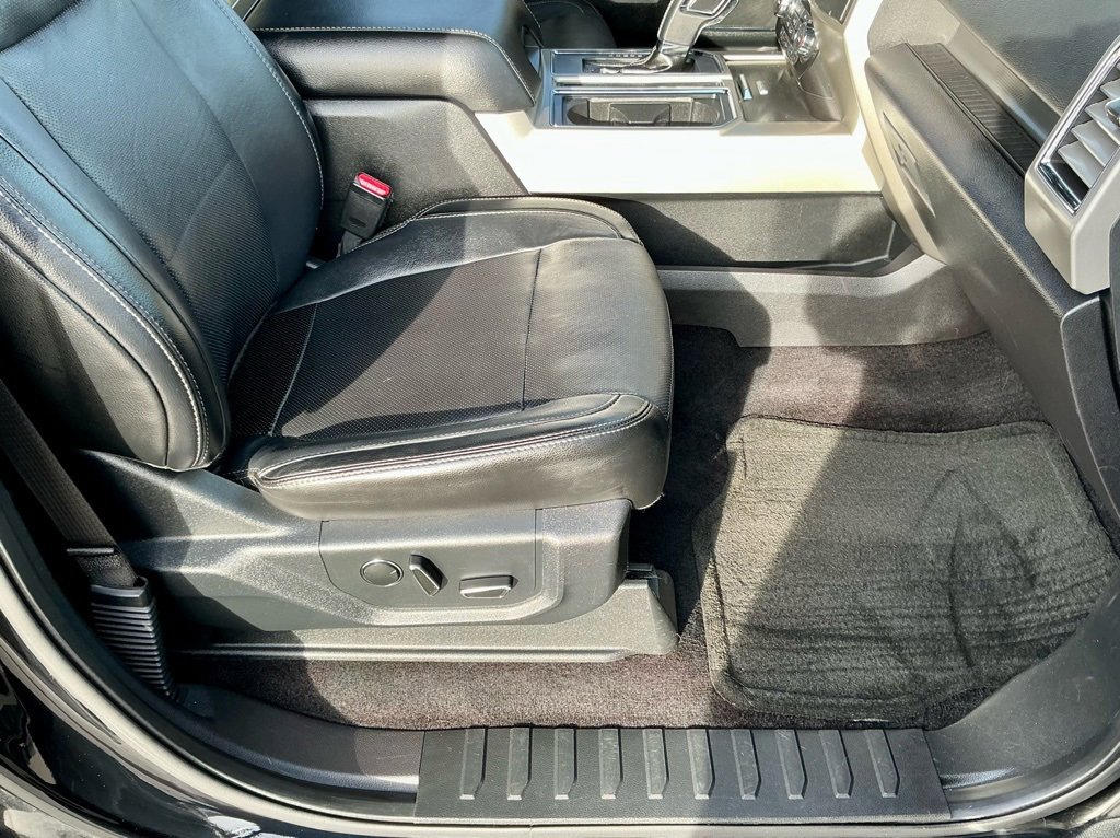 Used 2016 Ford F150 Lariat image 24