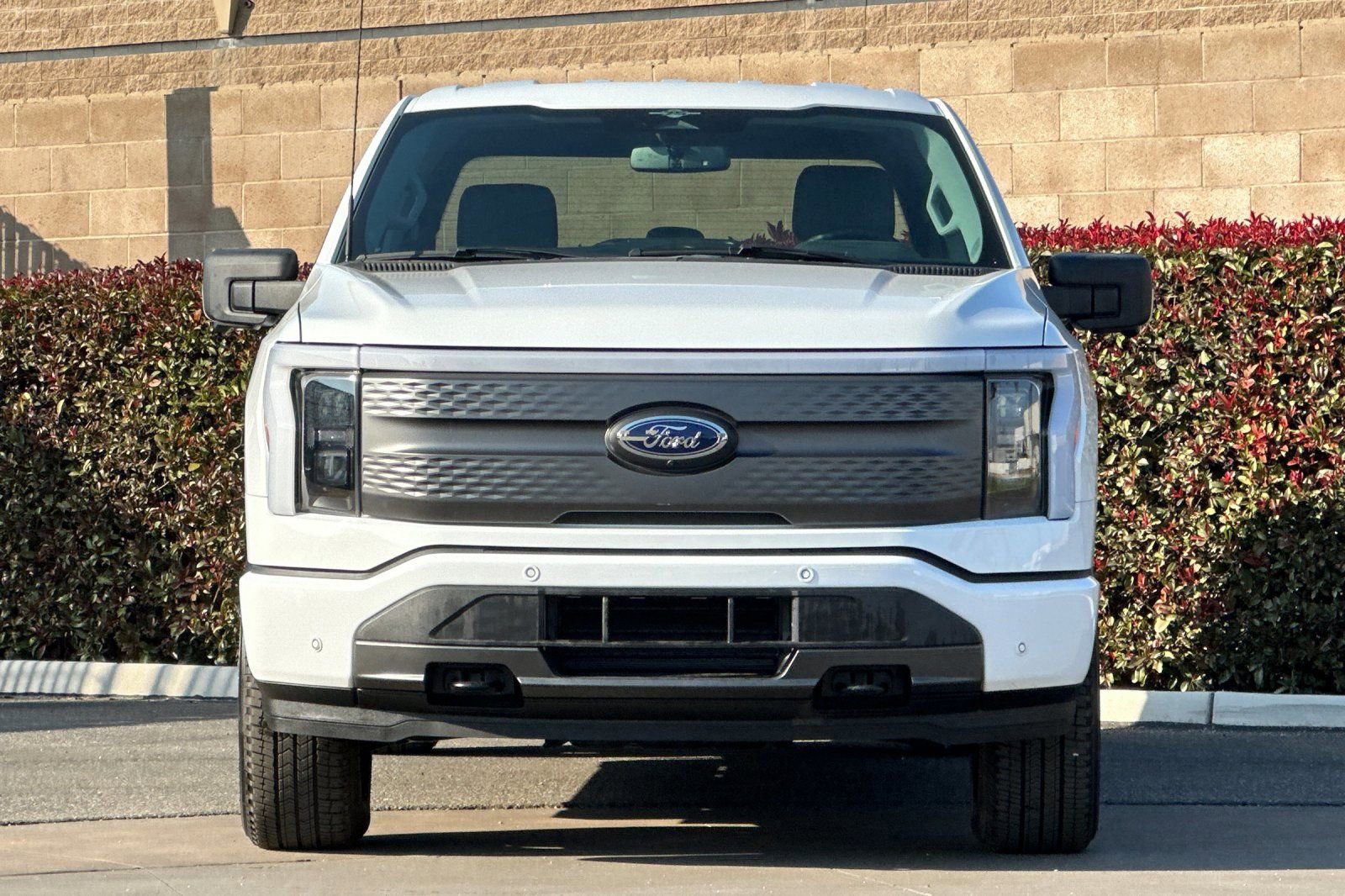 Used 2023 Ford F150 Lightning XLT image 9