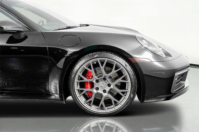 Used 2024 Porsche 911 Carrera 4 GTS AWD/4WD image 7