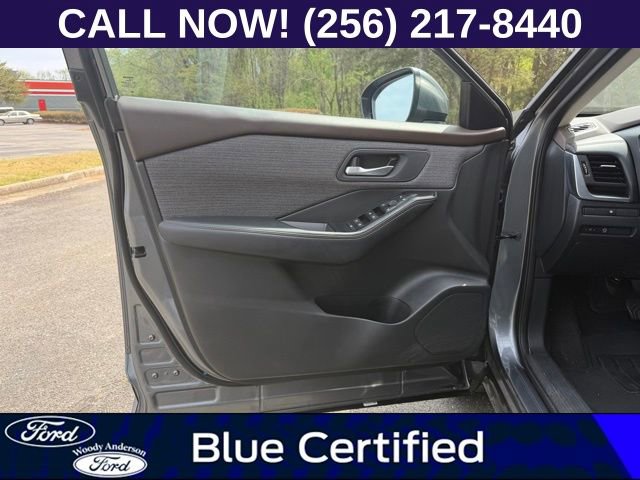 Used 2023 Nissan Rogue SV image 20