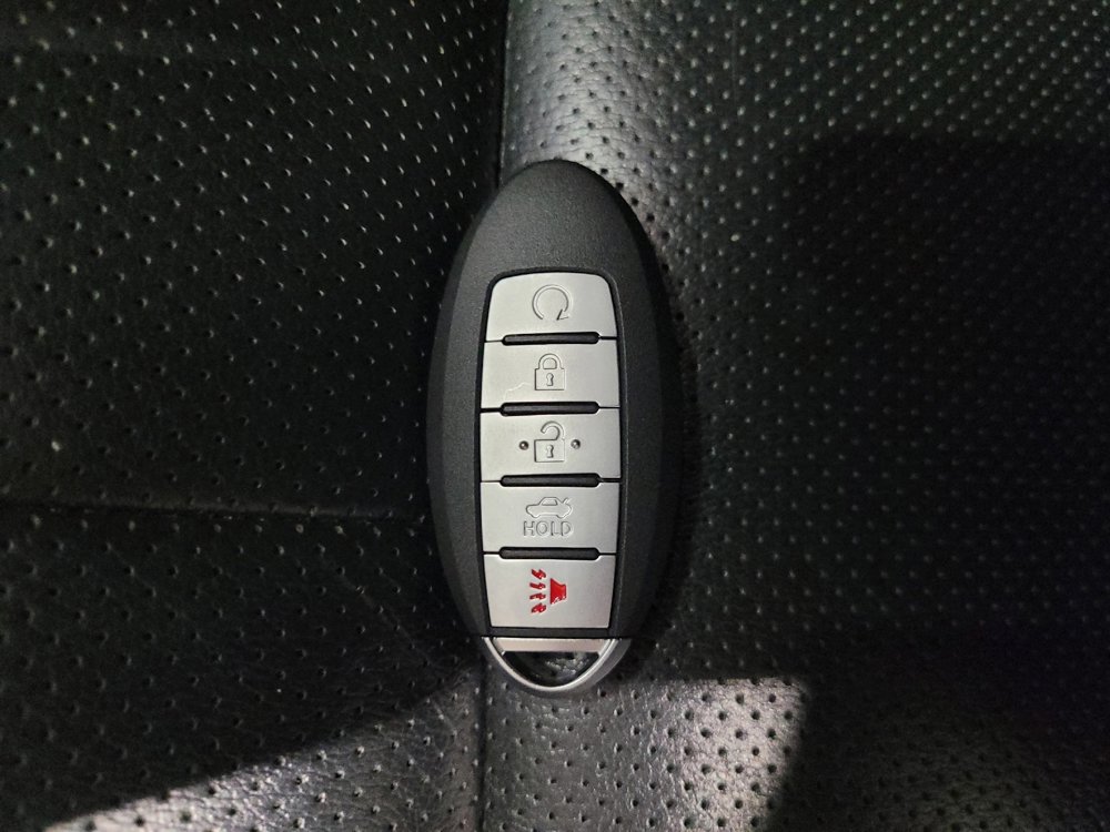 Used 2018 Nissan Murano Platinum image 32