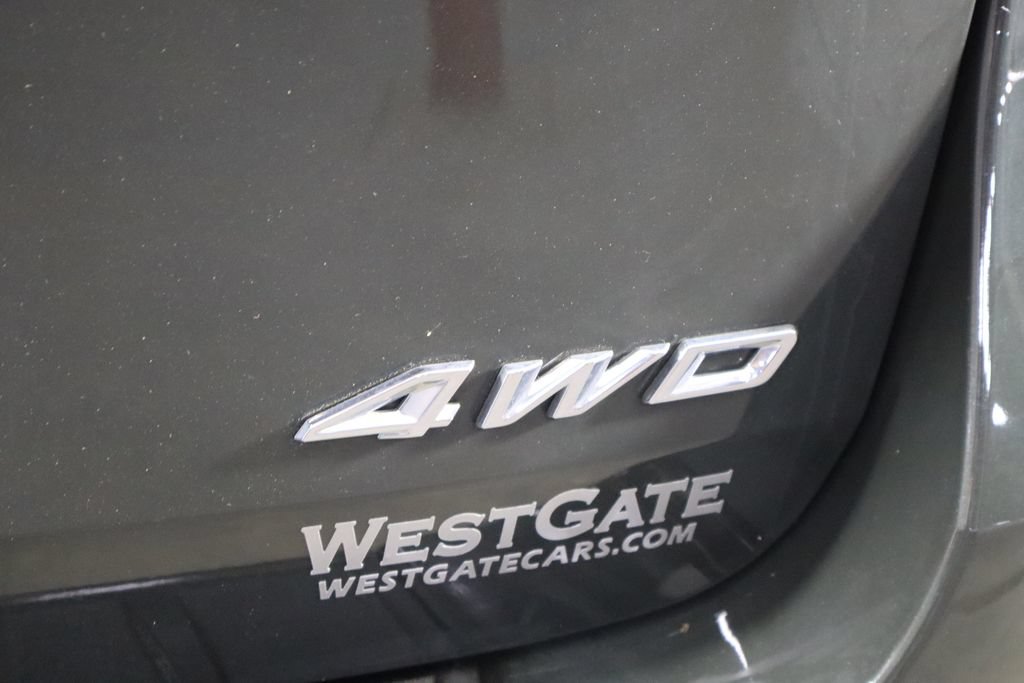 Used 2022 Ford Explorer XLT w/ Equipment Group 202A AWD/4WD image 43