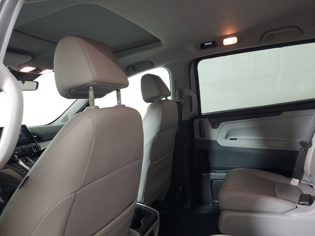 Used 2018 Honda Odyssey EX-L image 11