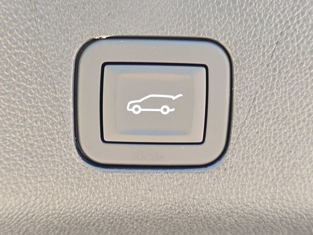 New 2026 Chevrolet Tahoe LT AWD/4WD image 14