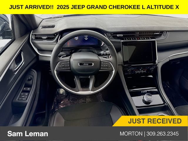 New 2025 Jeep Grand Cherokee L Altitude image 22