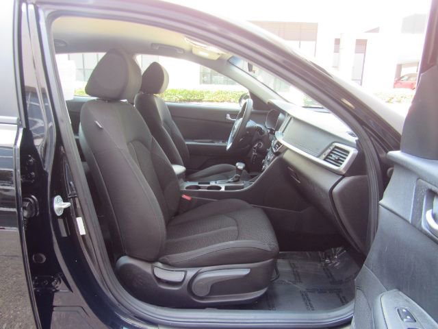 Used 2019 Kia Optima LX image 18