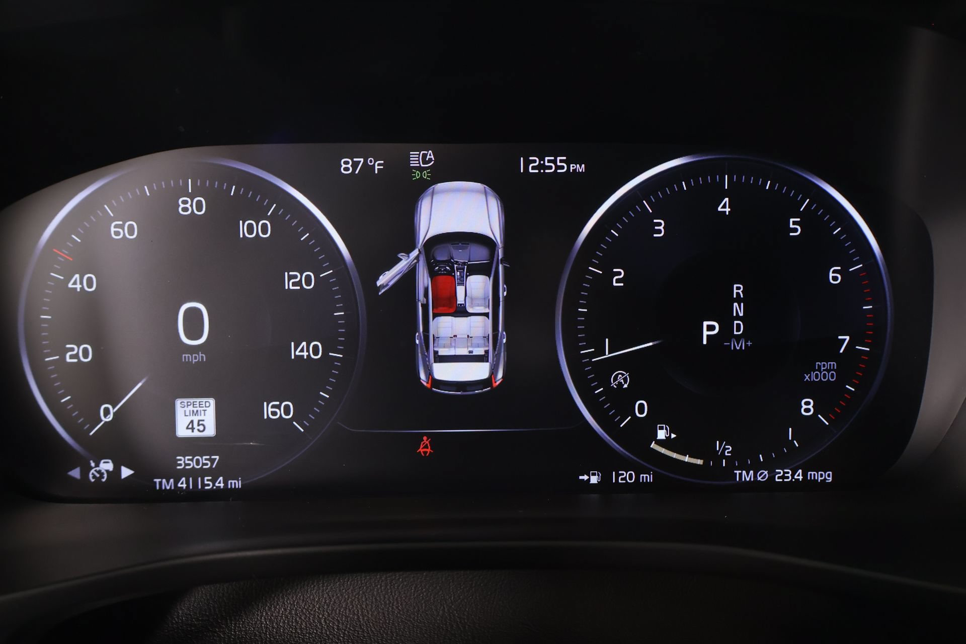 Used 2022 Volvo XC40 T5 R-Design w/ Advanced Package AWD/4WD image 4