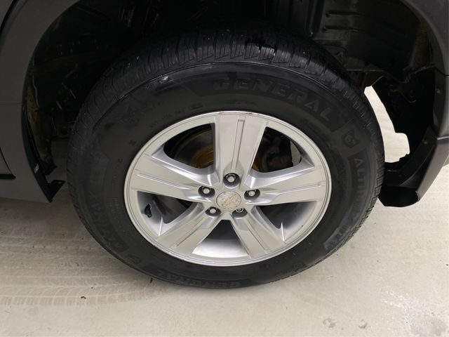 Used 2017 Chevrolet Trax LT w/ LT Convenience Package AWD/4WD image 17