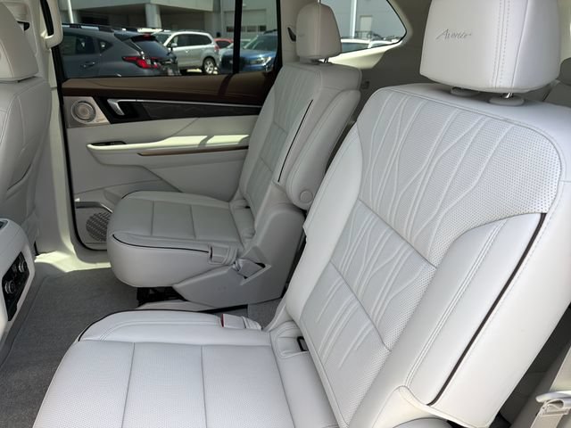 New 2026 Buick Enclave Avenir w/ Super Cruise Package AWD/4WD image 19